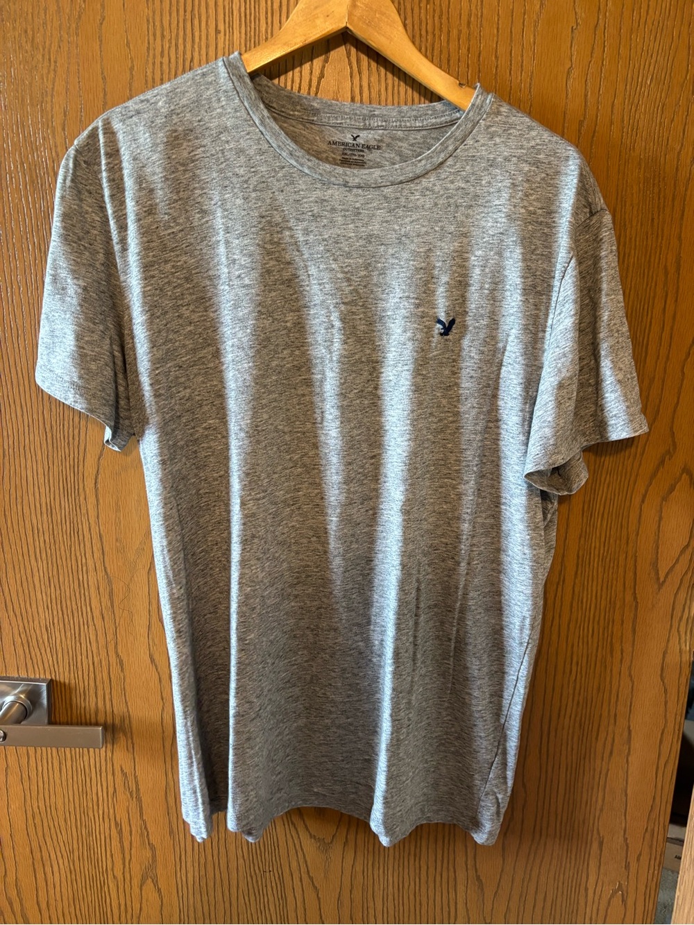 American Eagle Outfitters Gray Heather Short Sleeve Crew Tee